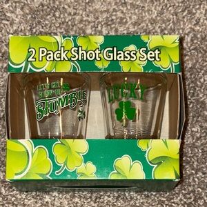 2-Piece Shot Glass Set in Green Box